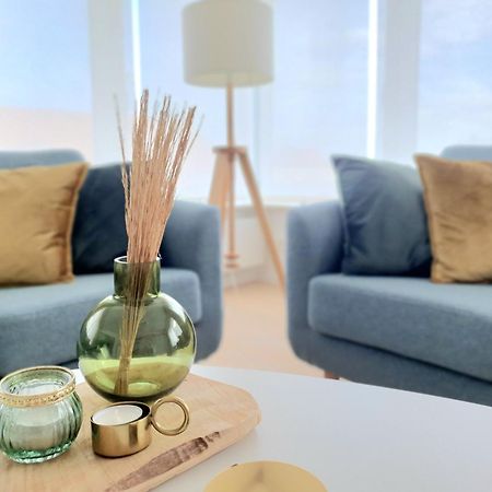 Skaai Five - Newly Renovated 2 Bedrooms Apartment Остенде Экстерьер фото