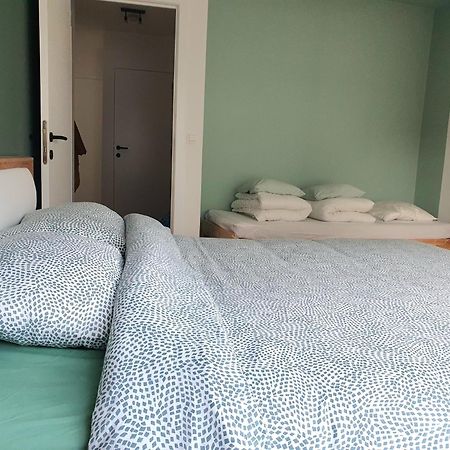 Skaai Five - Newly Renovated 2 Bedrooms Apartment Остенде Экстерьер фото