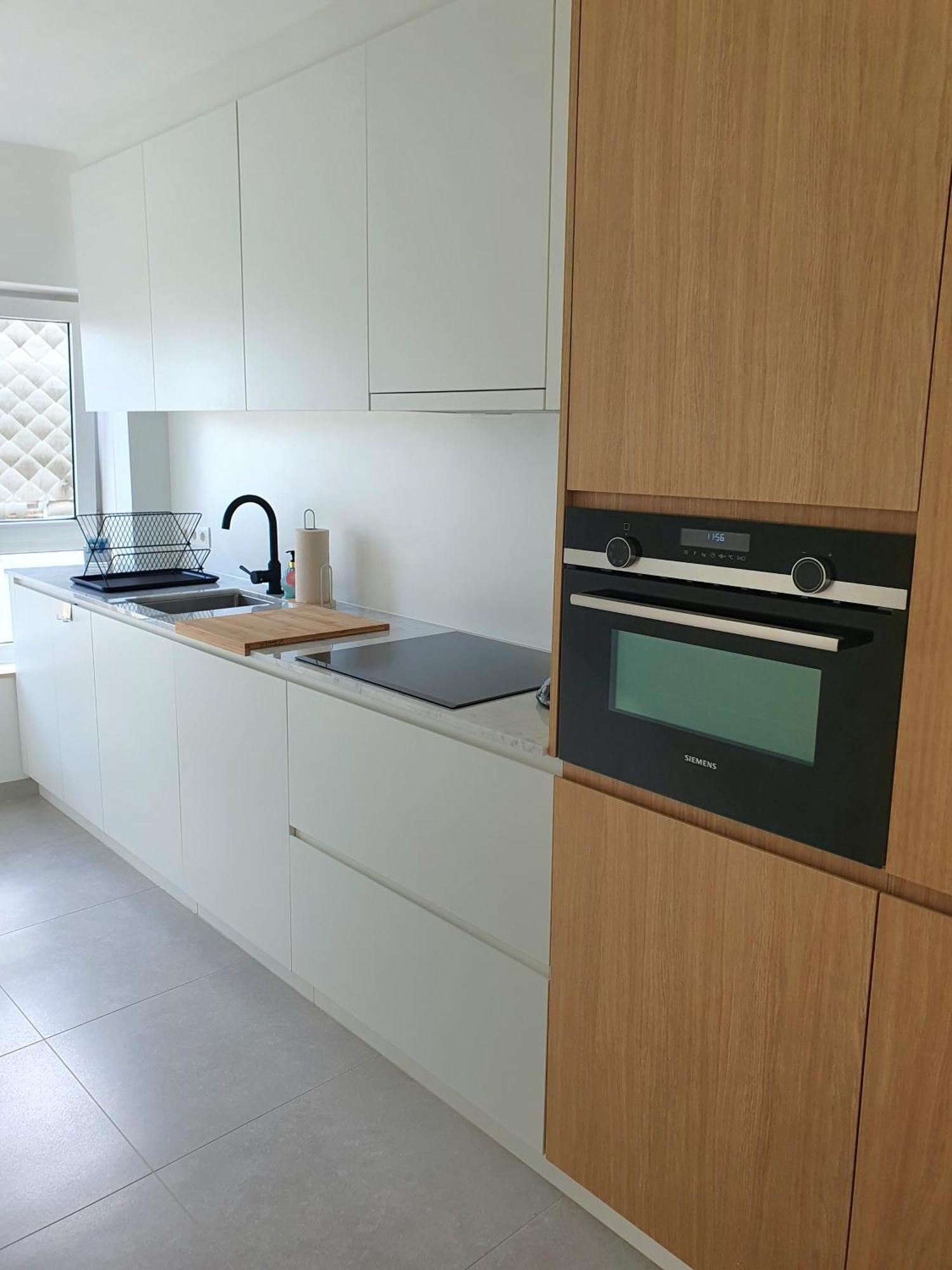 Skaai Five - Newly Renovated 2 Bedrooms Apartment Остенде Экстерьер фото